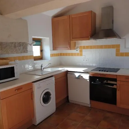 Apartment Familial Confortable Au Coeur De Valensole - Fr-1-822-8